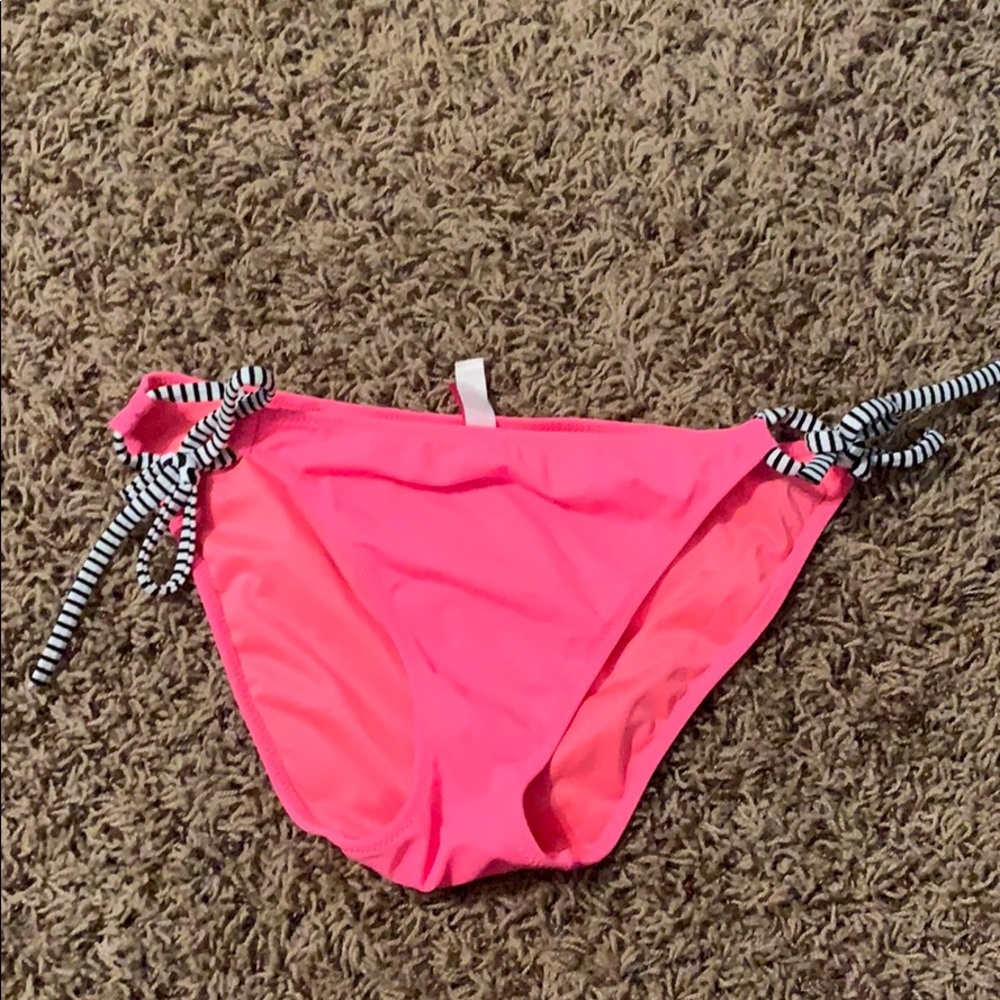 Adjustable bikini bottom.